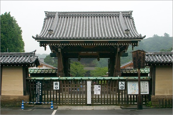 gate.jpg