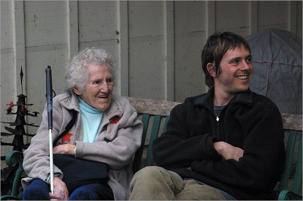 Kitty_and_Glen_1.jpg
