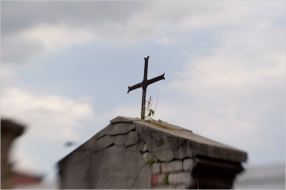 lonesome_cross_2.jpg