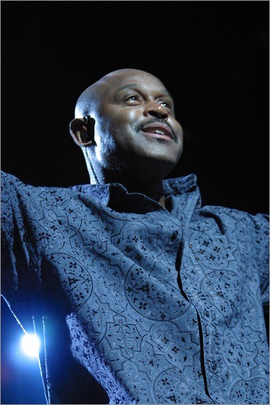 Tony Lindsay 1.jpg