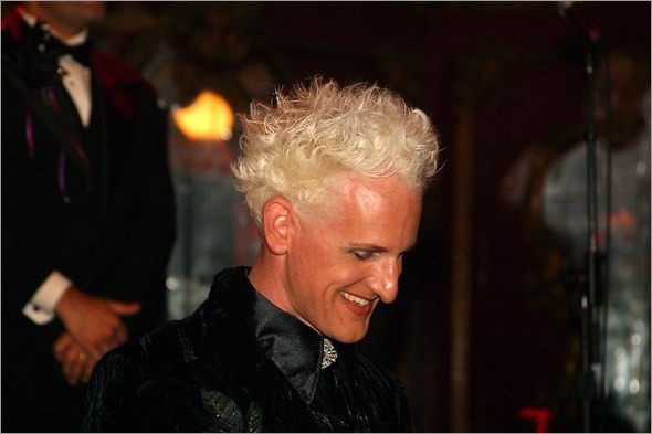 Bill Waiting 1.jpg