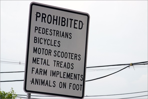 no_animals_on_foot.jpg